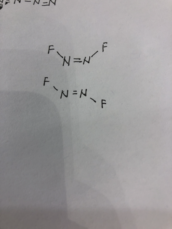 n2f2為什麼順式更加穩定