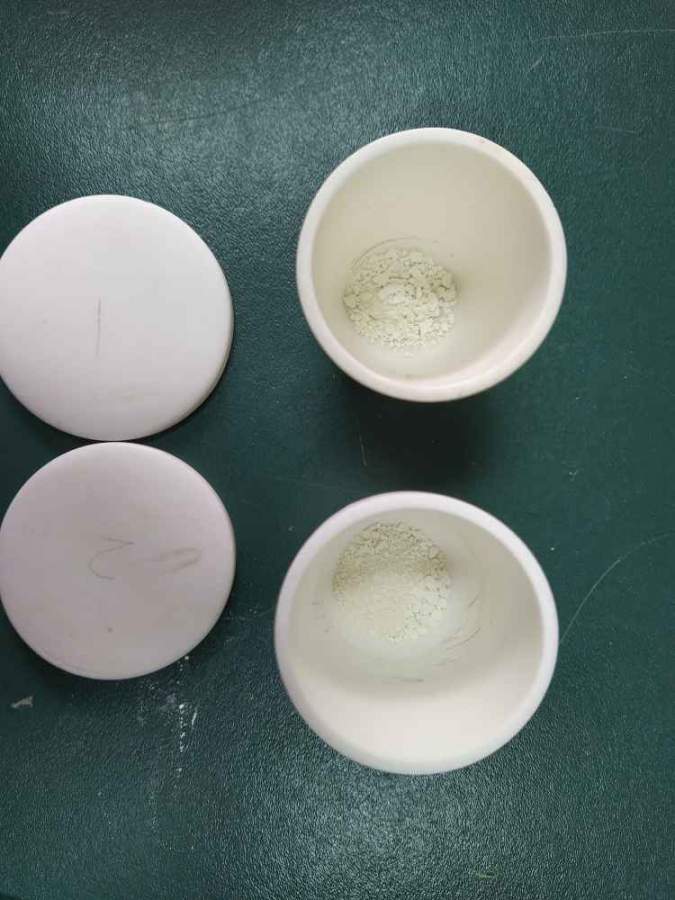 粉体的颜色 钛酸铋钠